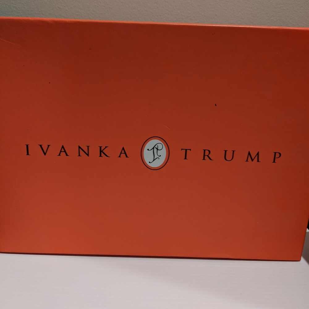 Ivanka Trump black patent size 9 high heels